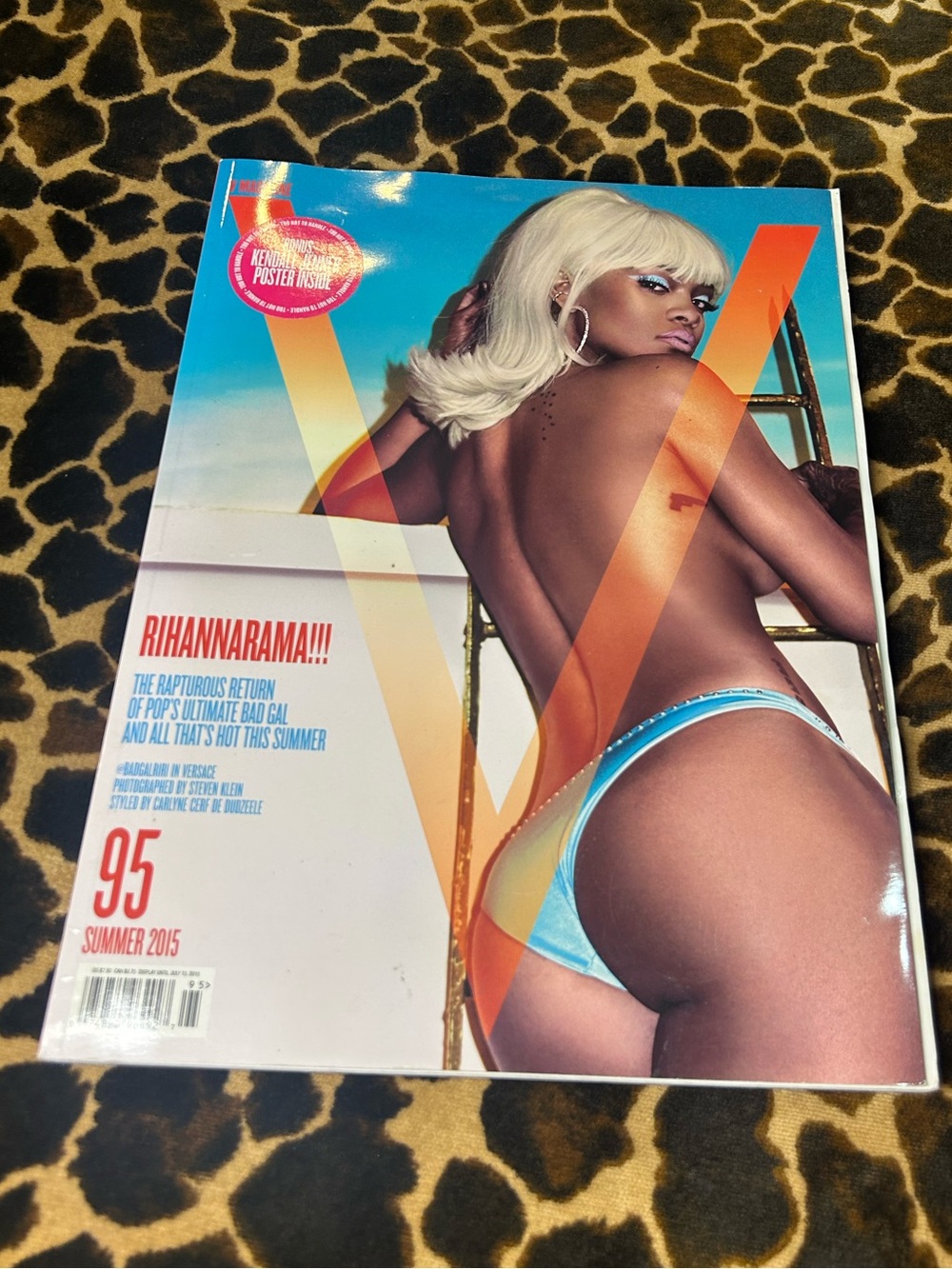V Magazing issue 95 Summer 2015 Rihanna Rihannarama Cover Spread